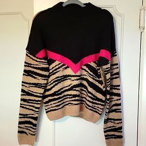 Lea & Viola Crop Animal Print Sweater